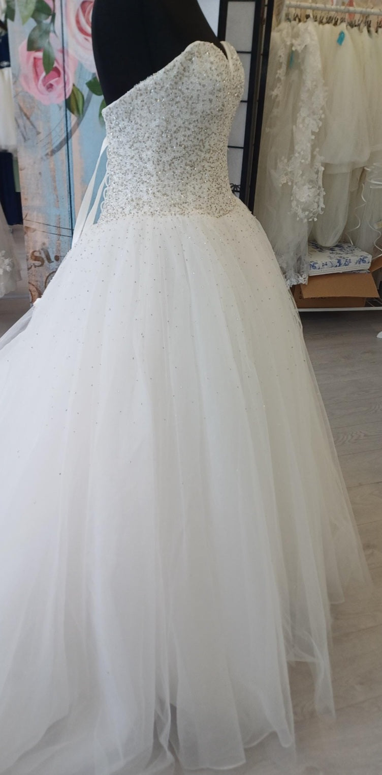 Victoria Kay Princess wedding  dress