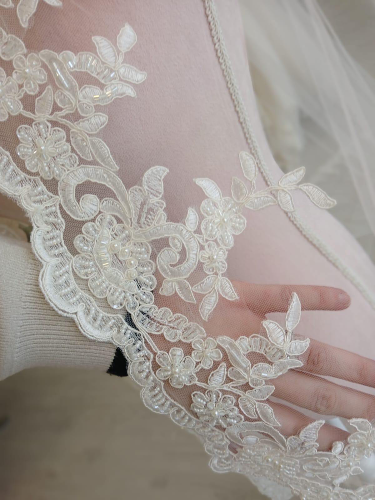 Mantilla bridal veil