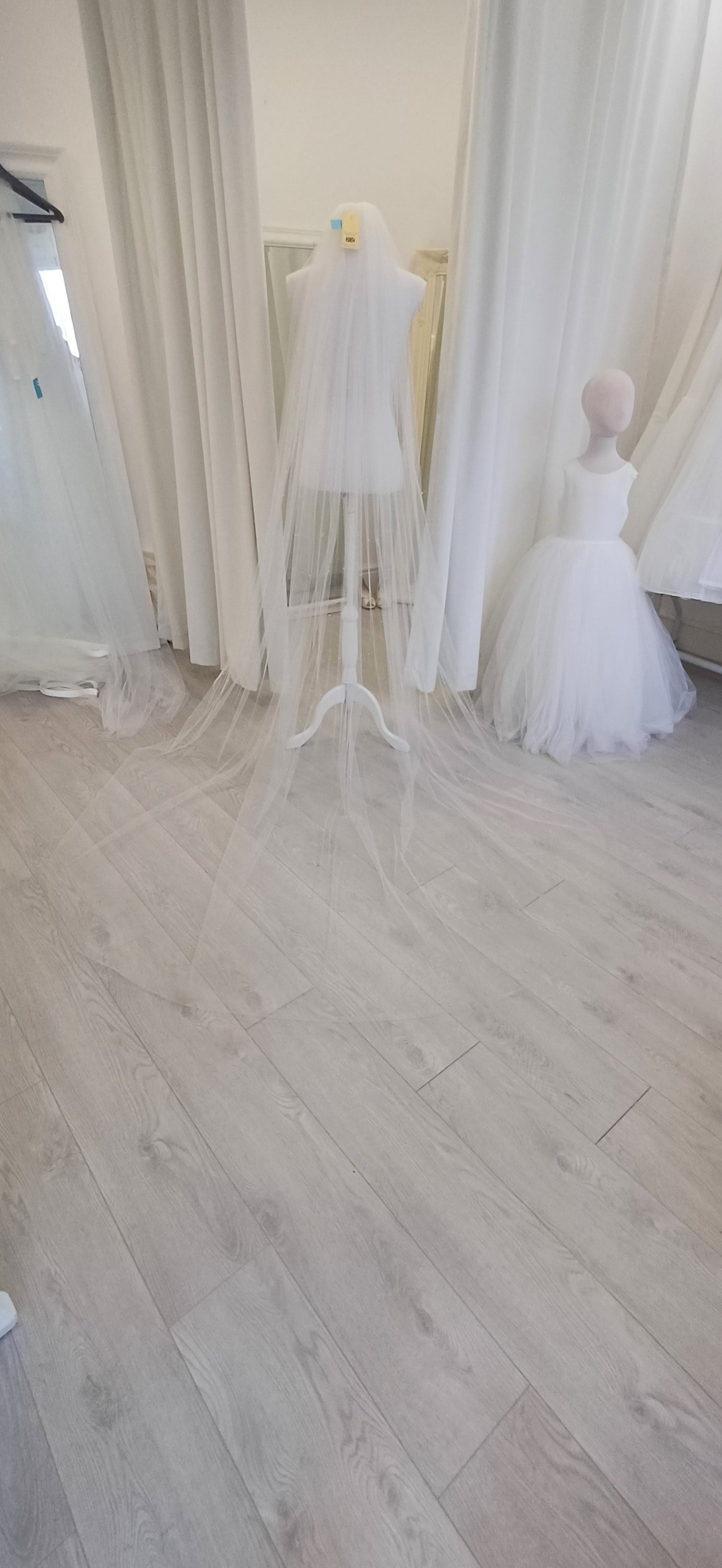 Scattered pearl ivory veil Chapel length